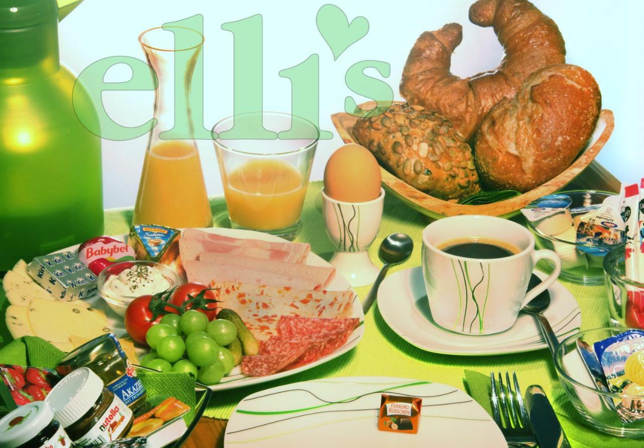 Elli's *